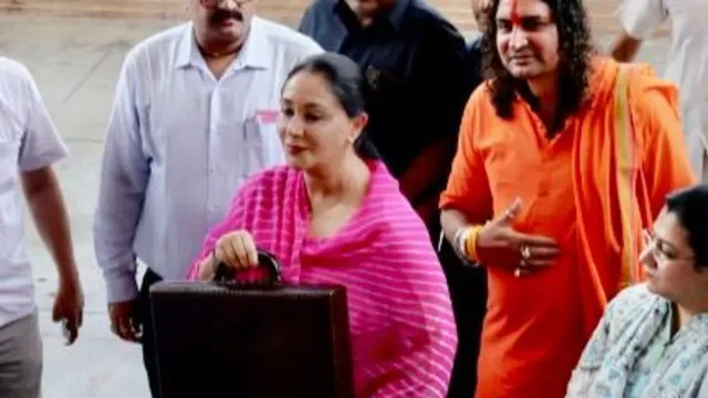 rajasthan-budget-2024-25-4-lakh-new-recruitments-to-free-tablets-for-students-know-key-announcements